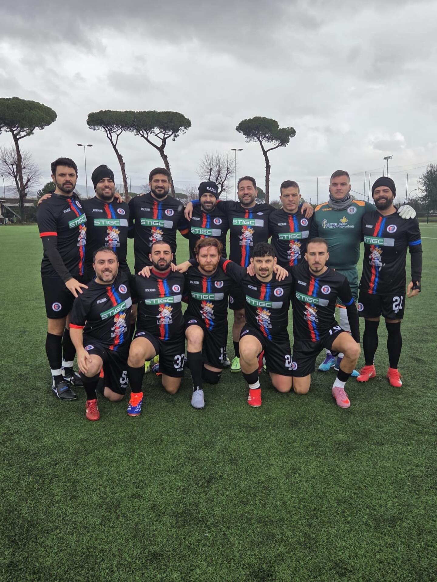 Foto di squadra della Victoria Casa Hirta